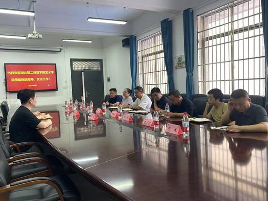 0734f89aea6e978f9bc4e759674c194